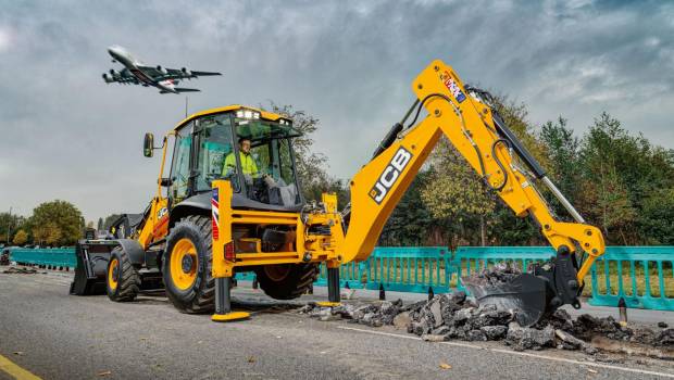 La JCB 3CX revisitée