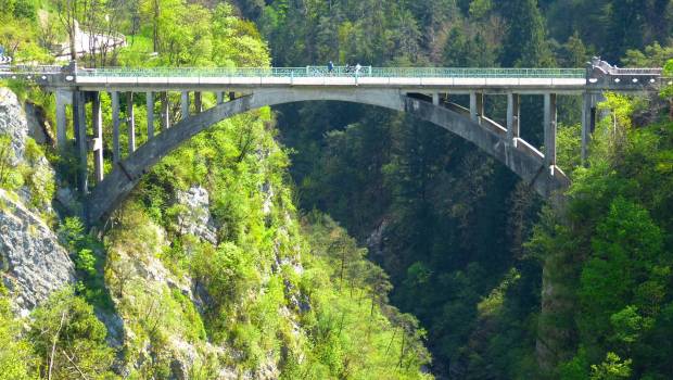 Une chaire industrielle Sanef-Abertis à l'Ecole des Ponts ParisTech