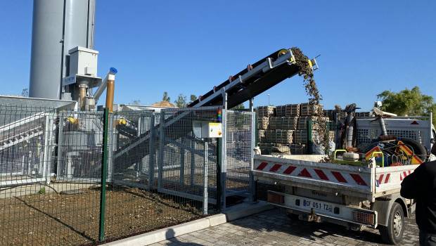 Un distributeur automatique de béton prêt à l’emploi