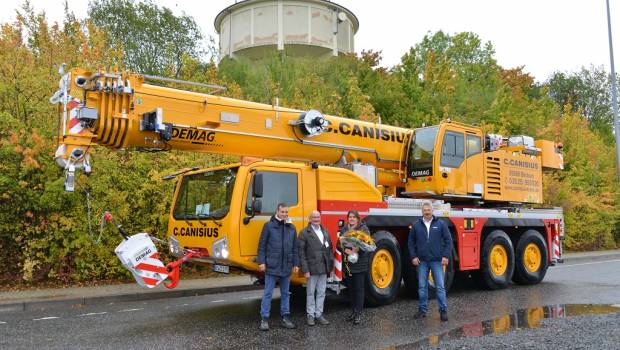 Quand une Demag remplace une...Demag