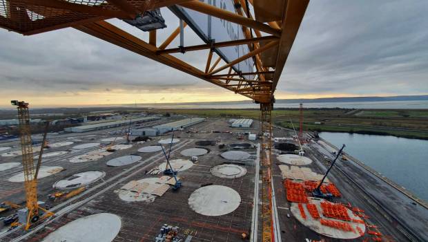 AMCS Technologies équipe les 18 grues du parc éolien de Fécamp