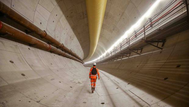 Eole : la 1re étape de prolongation du RER E prend du retard