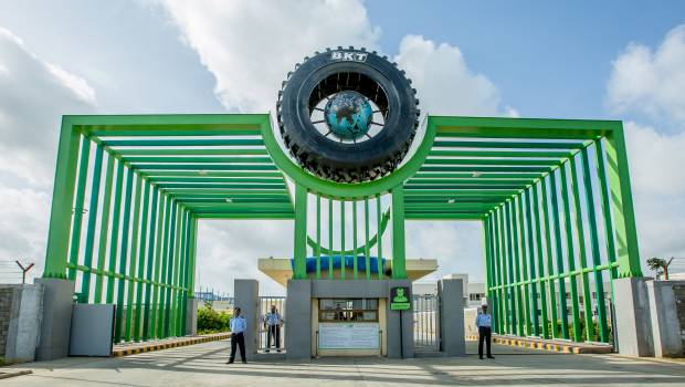 BKT certifié par Caterpillar