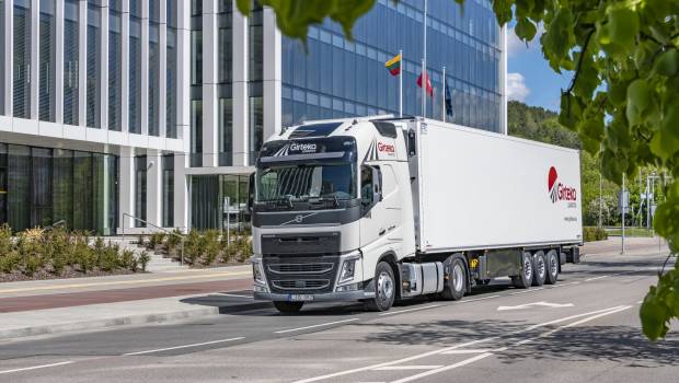 Girteka acquiert 2000 Volvo FH