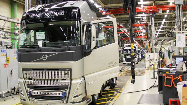 La nouvelle gamme PL de Volvo Trucks entre en production