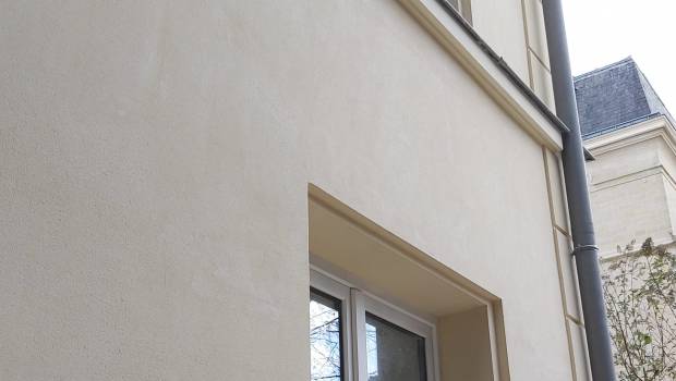 Saint-Astier lance un enduit de rénovation de façade 2 en 1