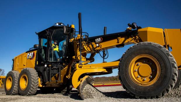 Nouveau système sans mât Cat Grade 3D pour niveleuses