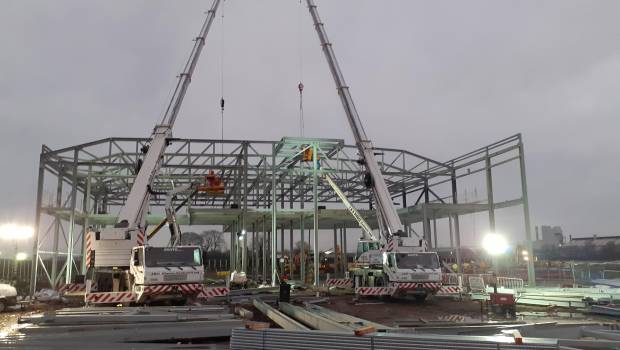 Six nouvelles grues Grove pour J & D Pierce