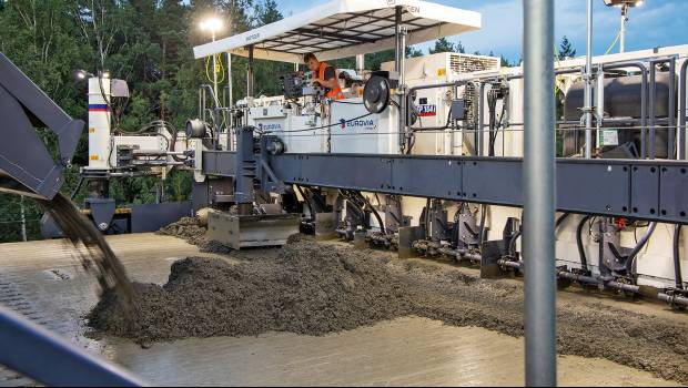 Tchéquie : deux finisseurs Wirtgen pour une chaussée béton haute performance