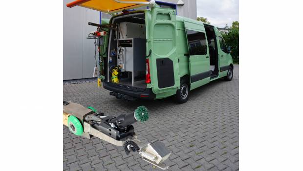 Un robot de fraisage électrique pour le nettoyage des canalisations