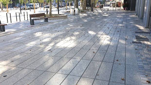 Des dalles Kronimus pour la transformation de la Place Soult à Castres