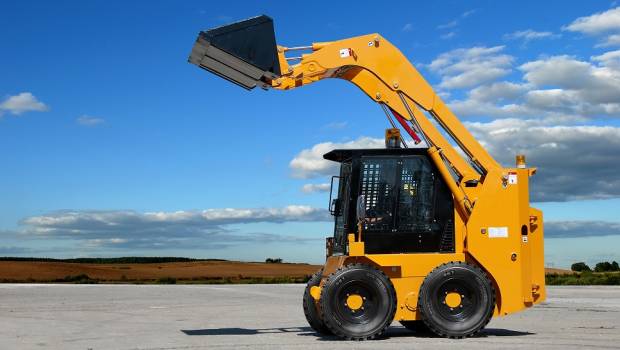 BKT chausse aussi les petites chargeuses et skids