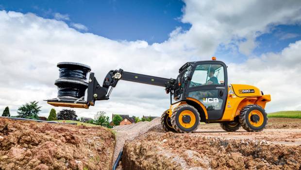 Les télescopiques JCB passent au Stage V