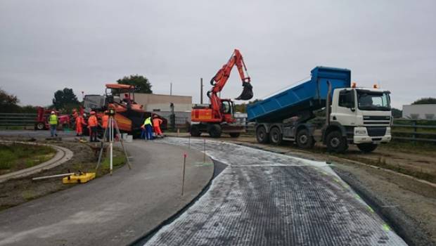 SolDuGri : renforcer les routes par des grilles de verre