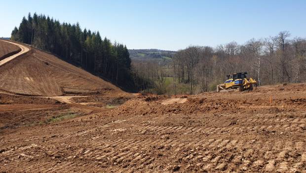 NGE réalise les terrassements de la RN122