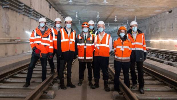 Colas Rail accueille le président de la SGP sur la ligne 15