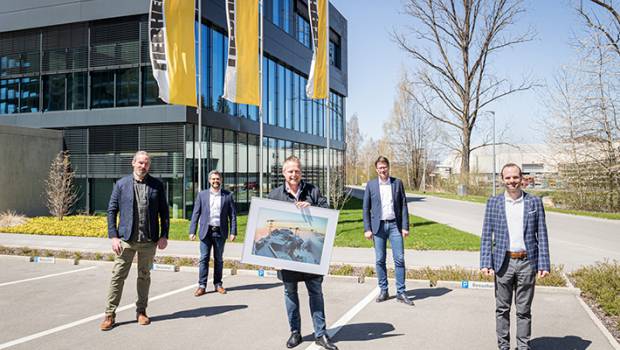 Hüffermann met en place une nouvelle flotte de location avec des grues à tour de Liebherr