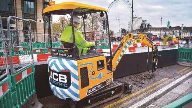 JCB Lyomat défend l'électrique
