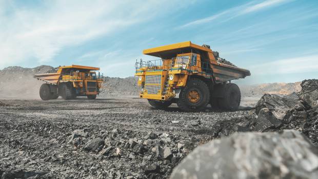 Les pneus Earthmax de BKT roulent pour les mines et carrières