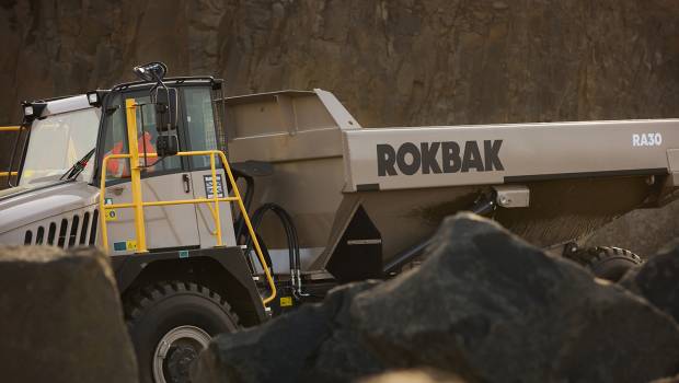 Terex Trucks devient Rokbak !