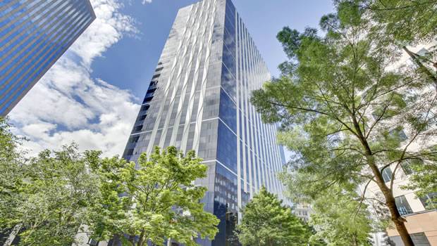 Petit livre la tour Emblem à La Défense