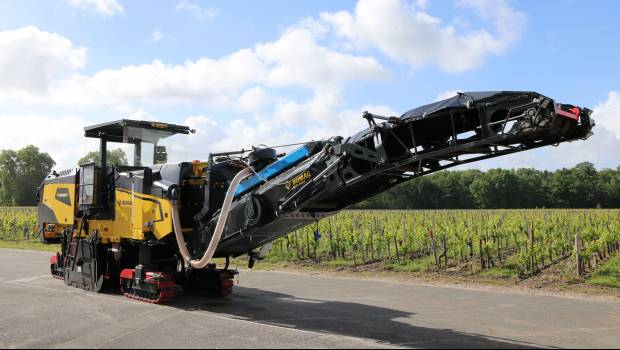 Une fraiseuse « légère et compacte » de 27 tonnes