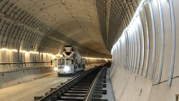 Du matériel sur mesure sur le chantier de prolongement de la ligne 14 Sud