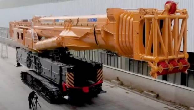 XCMG sort une 2000 tonnes