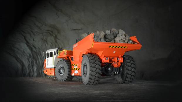 Sandvik présente le tombereau minier TH545i
