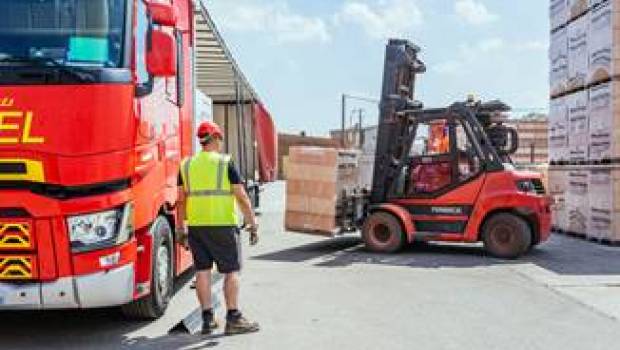 Décarbonation des transports : Wienerberger s’engage avec FRET21