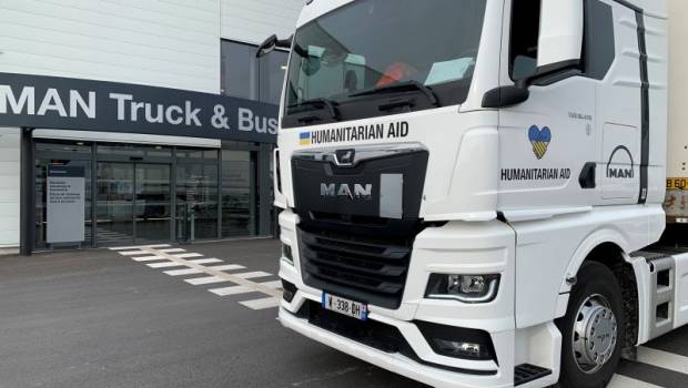 Man apporte son soutien à la cause ukrainienne