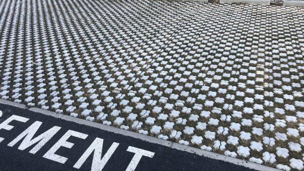 Fabemi présente sa ligne béton de pavés drainants