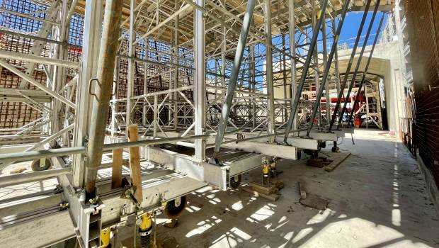 Ischebeck France : une structure de coffrage mobile et articulée sur le CDG Express