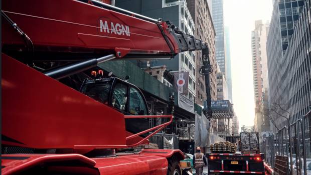 Volvo Penta propulse Magni à New York