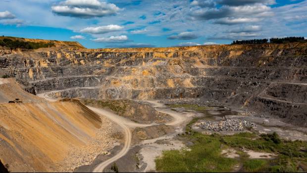 120 m de calcaire bleu à la frontière belge