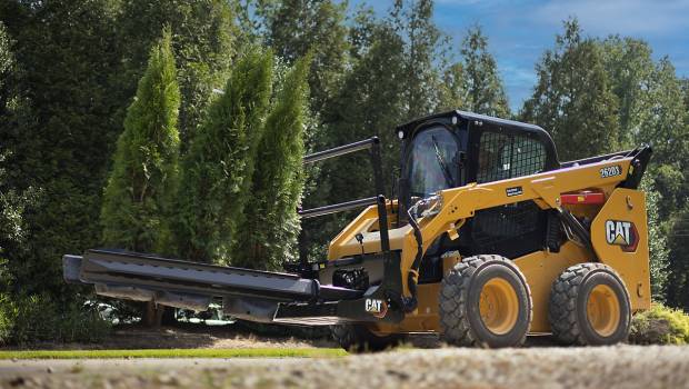 Caterpillar bichonne les paysagistes