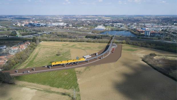 Demathieu Bard emprunte le métro de Toulouse