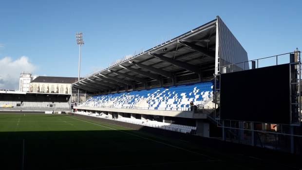 Vannes : NGE Bâtiment livre la tribune Est du stade de la Rabine