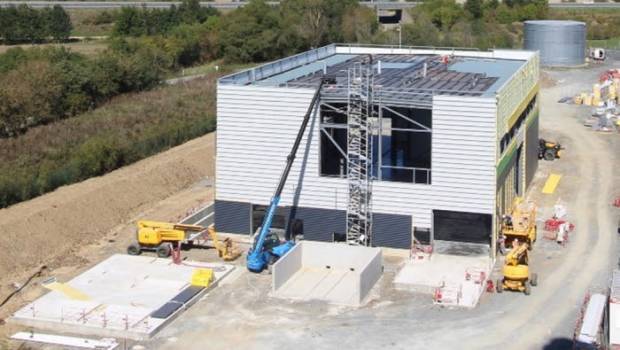 Construction du 1er site de recyclage de laine de verre à base de béton 0% clinker Hoffmann