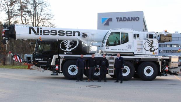 Tadano : NKS Niessen Kranservice met deux AC 4.110-1 et un AC 4.070L-1 en fonctionnement