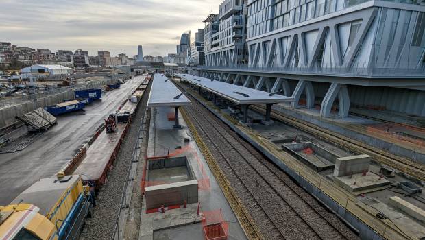 Eole : Du béton mousse pour les quais de Nanterre la Folie