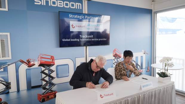 Sinoboom North America et Trackuit main dans la main