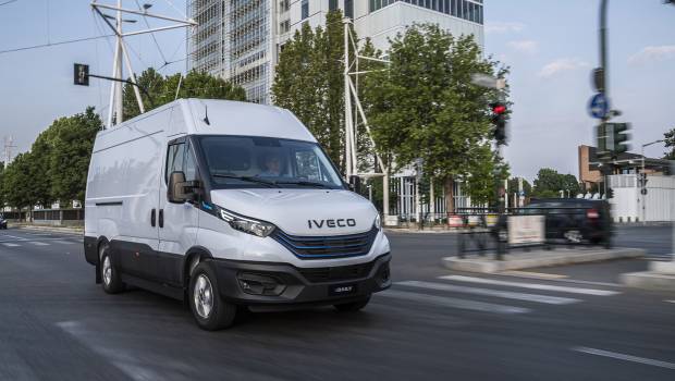 IVECO Daily remporte le prix « Meilleur grand fourgon »