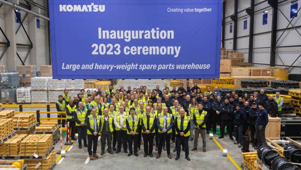 Komatsu Europe agrandit son pôle logistique avec une nouvelle extension de son entrepôt