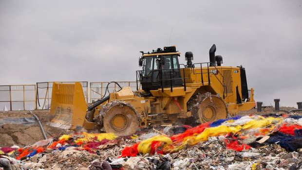 Nouveau compacteur à déchets Cat