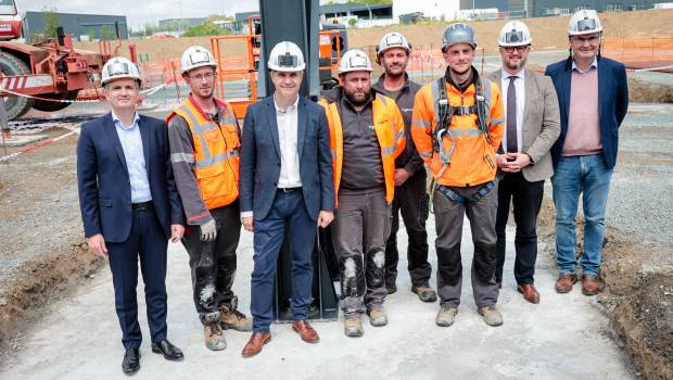 Le Groupe Briand ouvre son usine de thermolaquage en Vendée