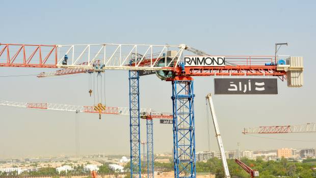 8 Raimondi dans le ciel émirati