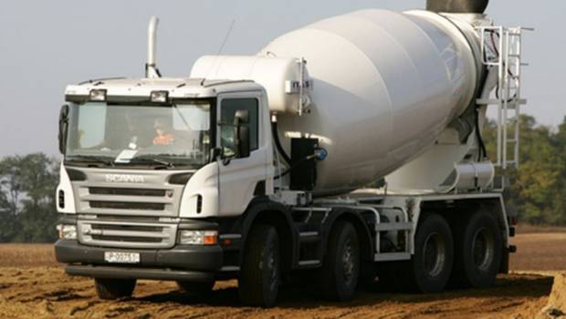 SuiviDeFlotte équipe en télématique un transporteur de béton