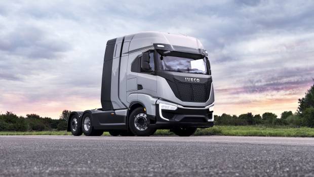 Iveco débarque sur le marché des poids lourds électriques et à hydrogène