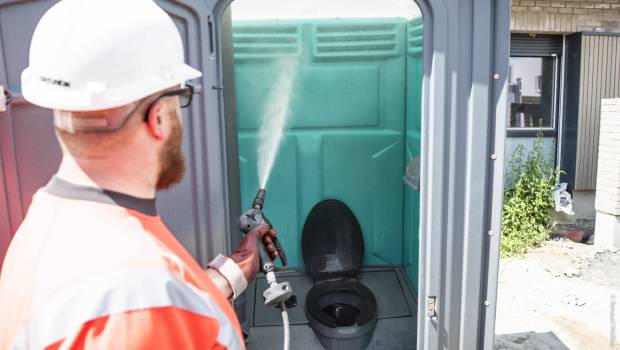 La norme Afnor NF EN 16194 Cabines sanitaires mobiles autonomes révisée